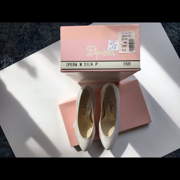 Raw Silk Wedding Pumps Size 5 1/2 - Picture 2 of 5